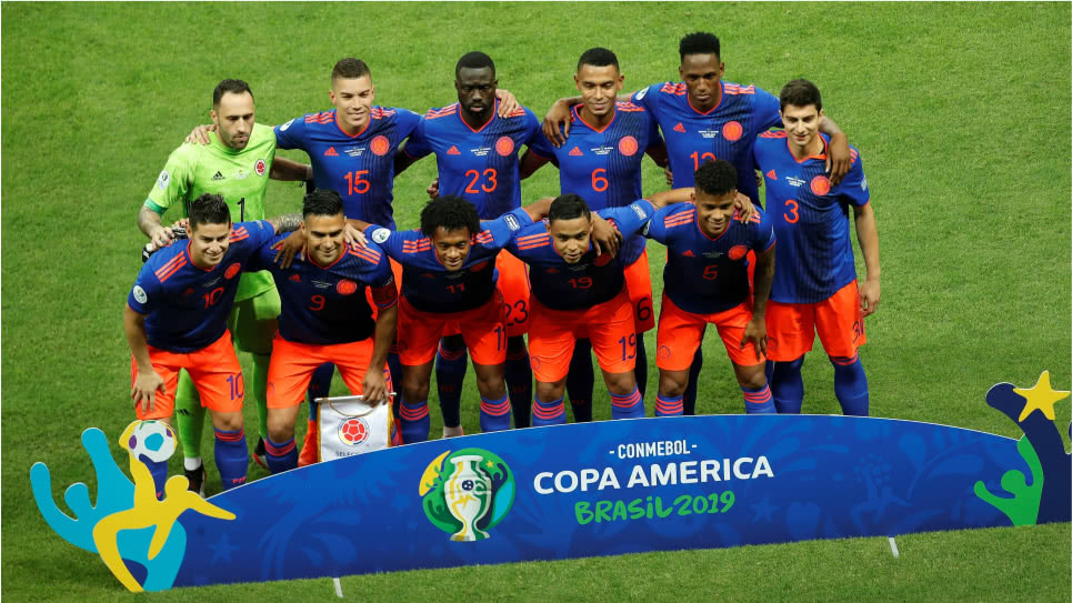 La economía y el fútbol tranquilizan al país La economía y el fútbol tranquilizan al país