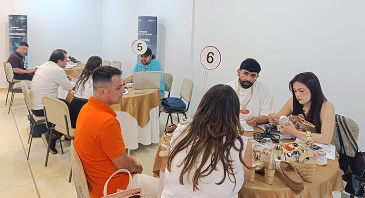 Calzado de Norte de Santander busca nuevos mercados en Expocuc en medio de caída de sus ventas Calzado de Norte de Santander busca nuevos mercados en Expocuc en medio de caída de sus ventas