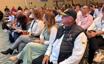 Alcalde Roberto Jiménez presenta megaproyectos de Dosquebradas ante el Gobierno Nacional en el Plan Nacional de Desarrollo Alcalde Roberto Jiménez presenta megaproyectos de Dosquebradas ante el Gobierno Nacional en el Plan Nacional de Desarrollo