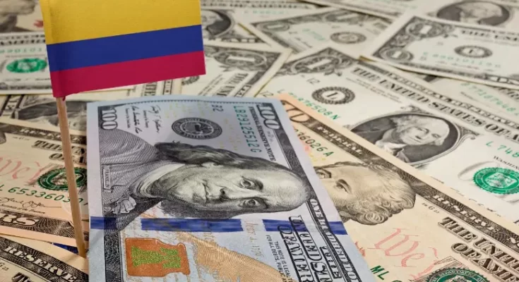 El dólar pierde fuerza en Colombia: Abre a la baja tras el puente festivo y acumula una caída del 14,98% en 2026 El dólar pierde fuerza en Colombia: Abre a la baja tras el puente festivo y acumula una caída del 14,98% en 2026